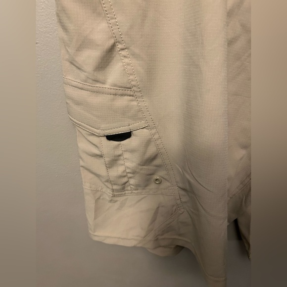 Vapor shorts - tan “amphibious” stretch ripstop cargo - Picture 3 of 10